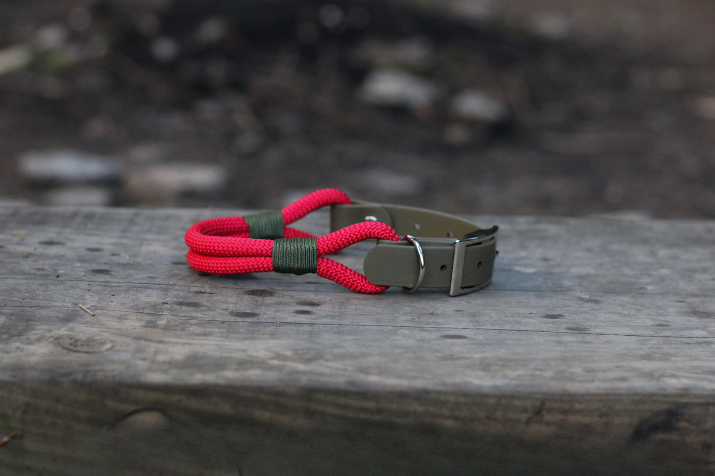 Pathfinder Heritage Collar - Cherry Red